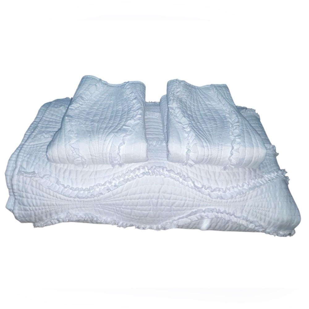 White Quilted Bedspread Set - Classic Ruffled Design